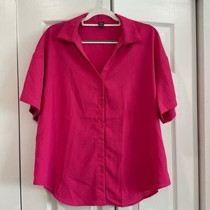 Hot pink button down blouse for spring. Size XL, never worn. Cute pink shirt!